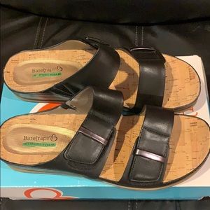 Baretraps black sandals